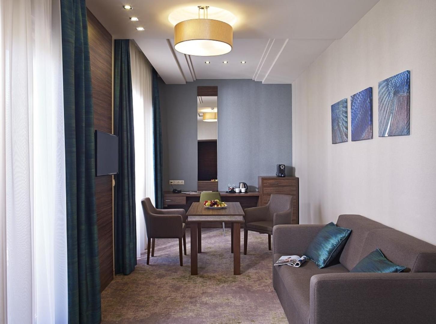 Barack Thermal Hotel And Spa Tiszakécske 외부 사진
